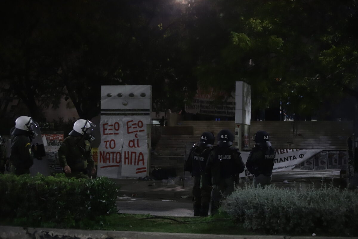 Κλίμα «τρομοκρατίας» για την πορεία του Πολυτεχνείου – Το σχέδιο της αστυνομίας – Οι κλειστοί δρόμοι και τα μαγαζιά