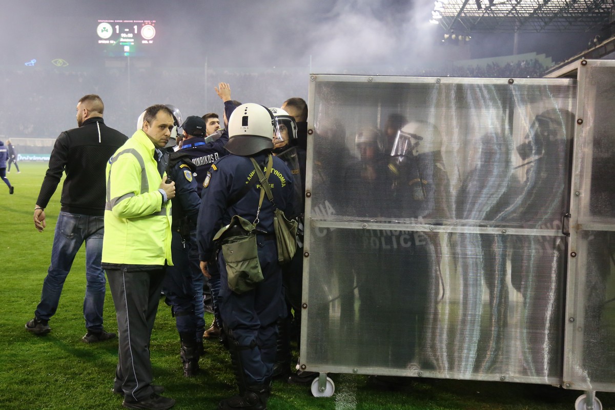 Το Παναθηναϊκός-Ολυμπιακός βάζει φωτιά στο πολιτικό σκηνικό – Μπορεί να πέσει η κυβέρνηση;