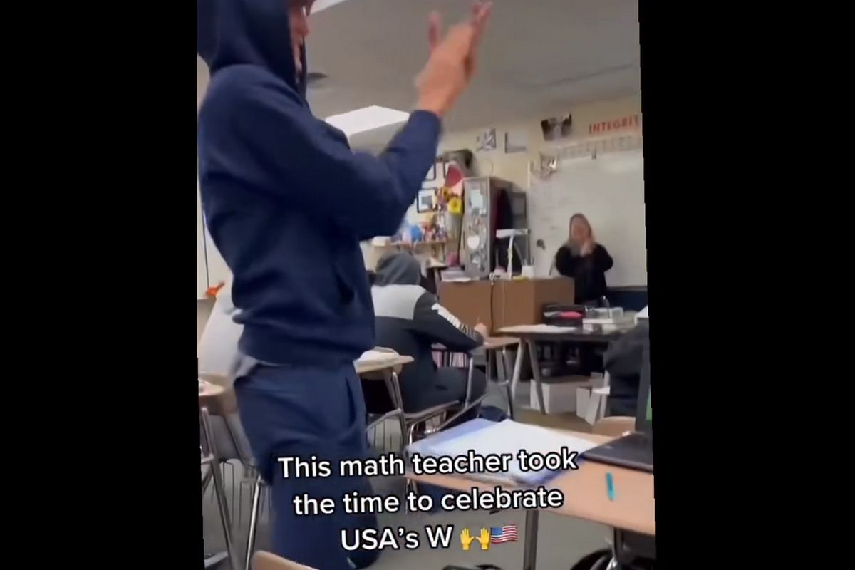 Μουντιάλ 2022: Δάσκαλοι και μαθητές πανηγυρίζουν την πρόκριση της Αμερικής εν ώρα μαθήματος (VIDEO)