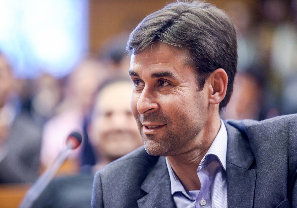 Τσιάρτας για Αντετοκούνμπο: «Τον σέβομαι και τον εκτιμώ ως αθλητή – Δεν είναι ρατσιστική η δήλωσή μου»