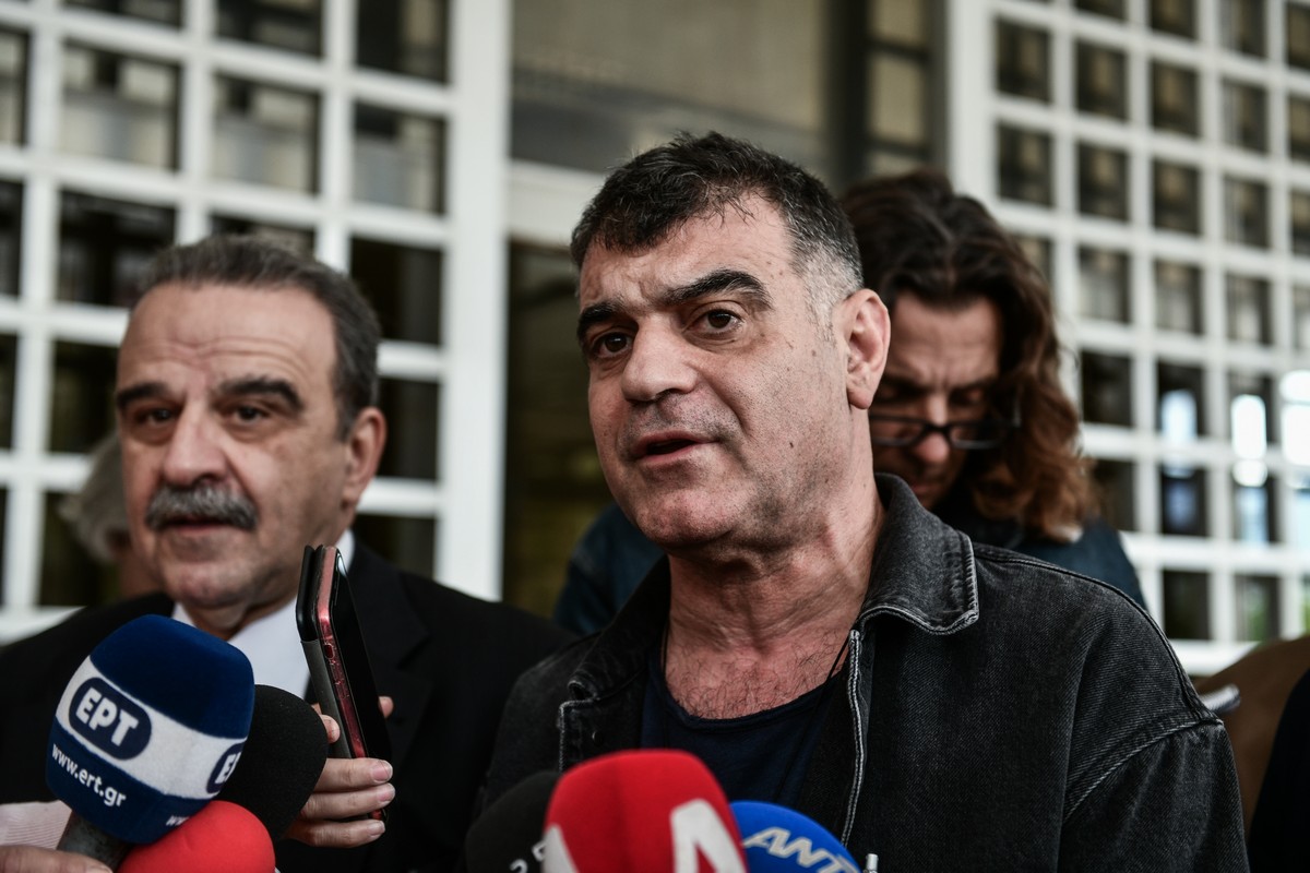 Κ. Βαξεβάνης: Εγκληματικός εγκέφαλος ο Κ. Μητσοτάκης (video)