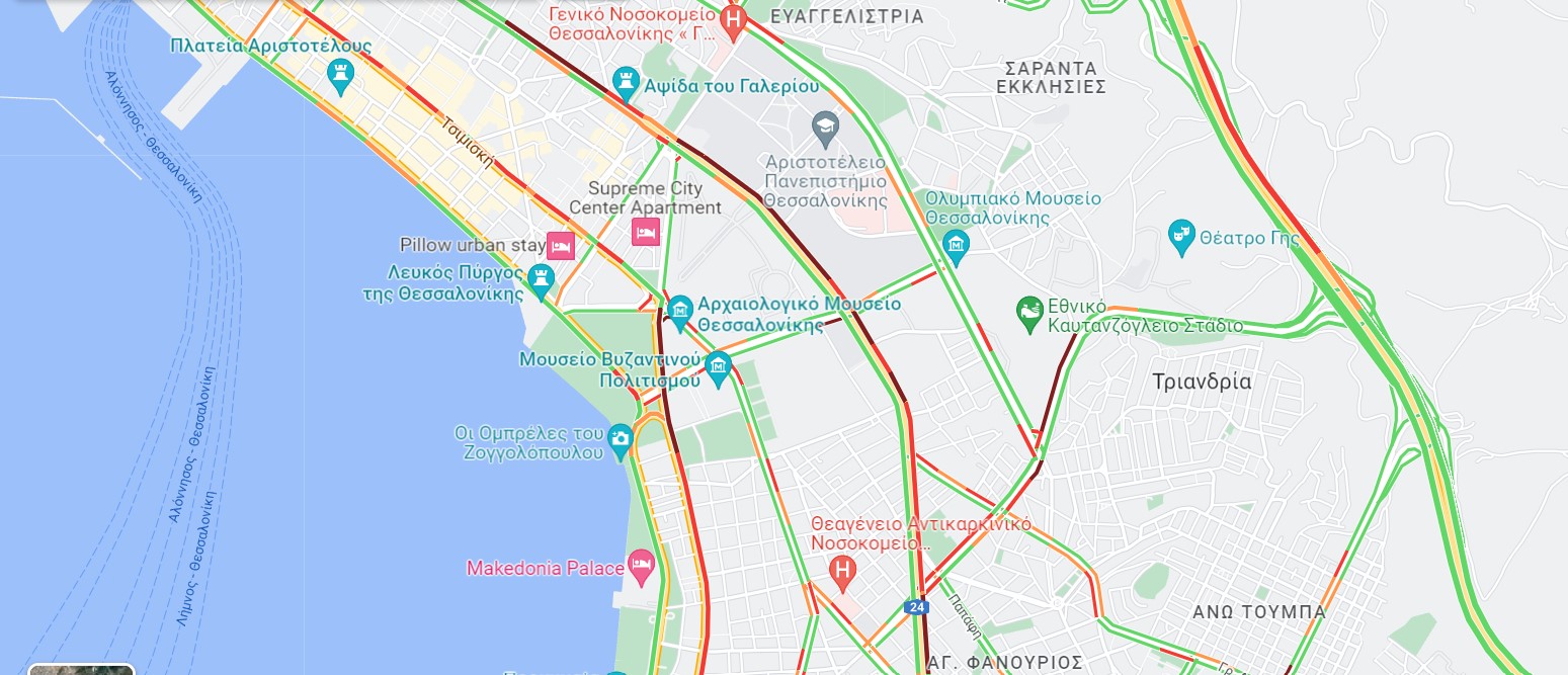 Κυκλοφοριακό «έμφραγμα» στο κέντρο της Θεσσαλονίκης (ΦΩΤΟ)