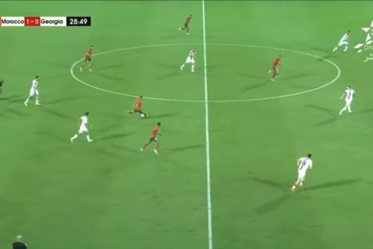 Μαρόκο: Τρέλανε τους πάντες ο Ζιγιές με απίθανο γκολ πίσω από το κέντρο! (VIDEO)