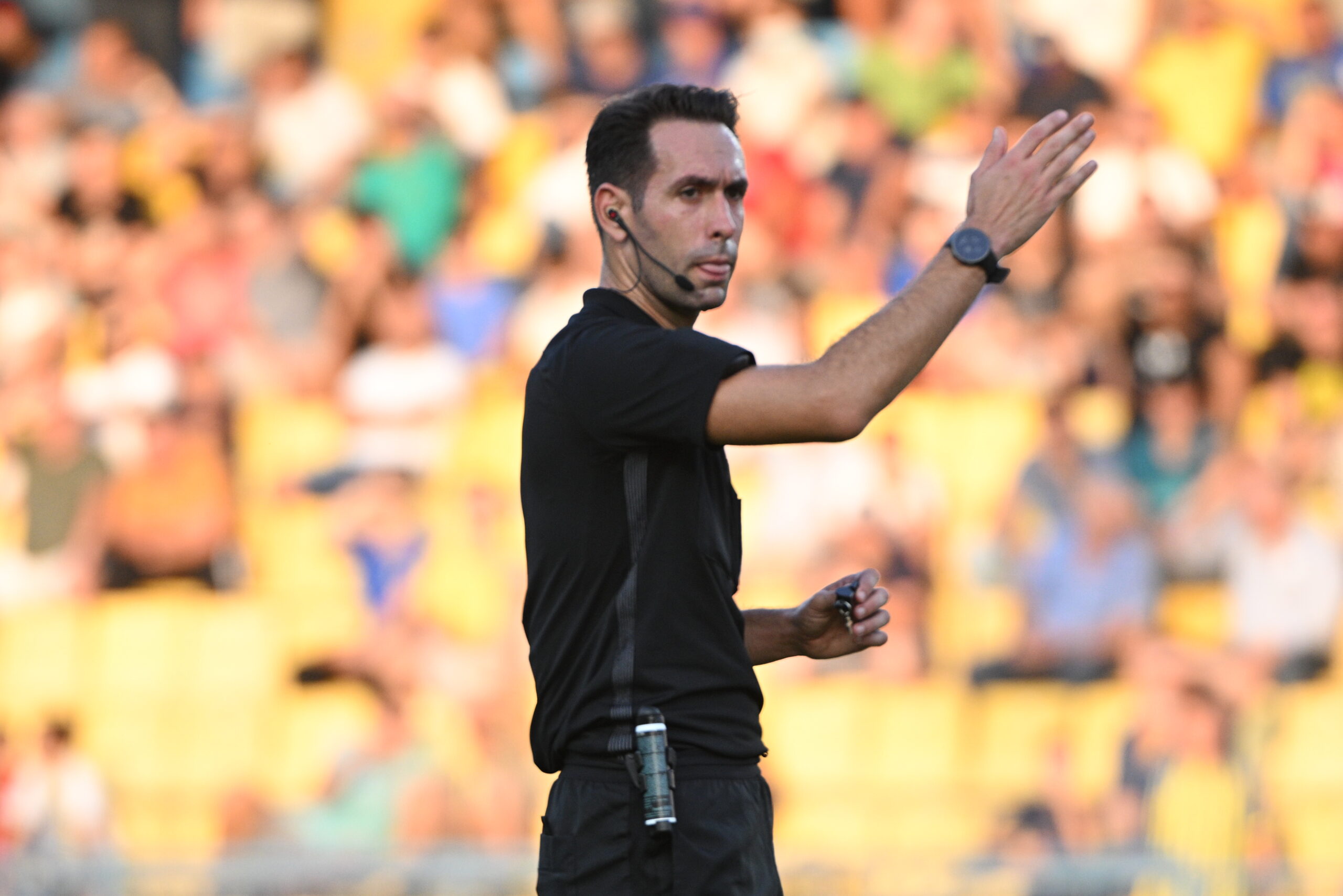 «Επίθεση» του Άρη κατά του διαιτητή Τάσου Παπαπέτρου