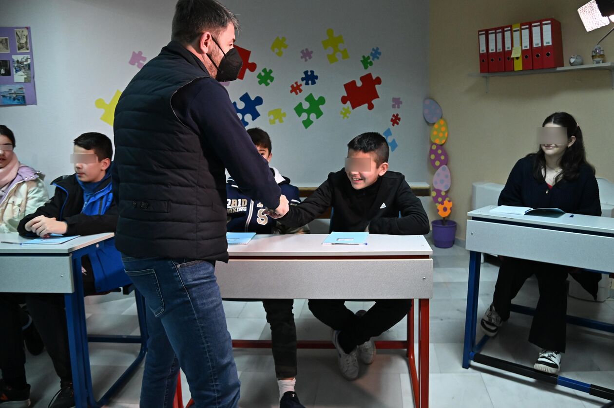 Ο Νίκος Ανδρουλάκης επισκέφτηκε τη δομή υποστήριξης παιδιού και οικογένειας «Παιδική Ομπρέλα» στη Θεσσαλονίκη (ΦΩΤΟ)