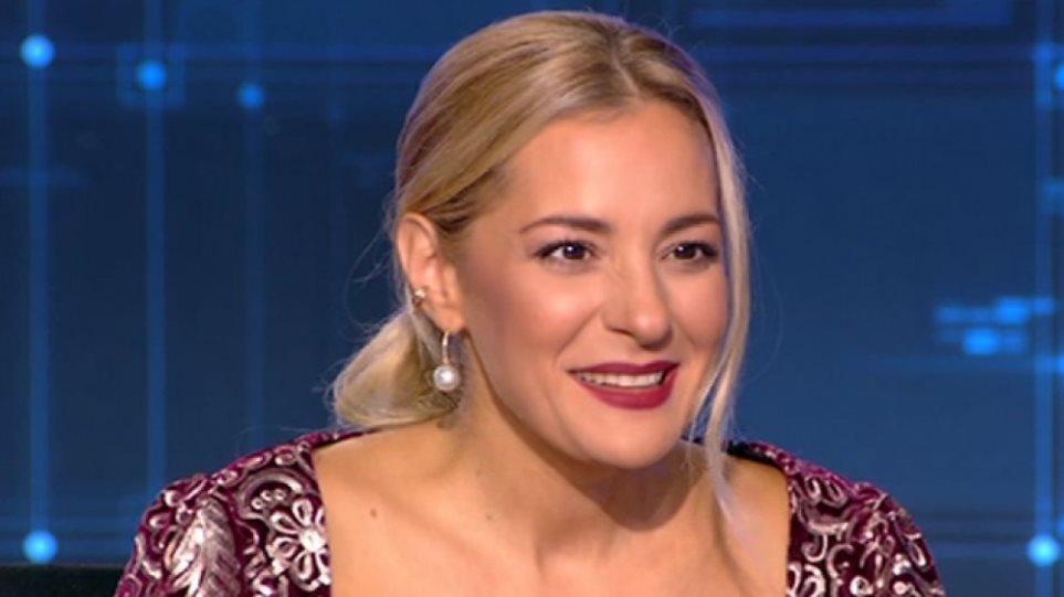 Χαμός στο Twitter μετά το «κράξιμο» του Γιαννόπουλου στην Νατάσσα Μποφίλιου