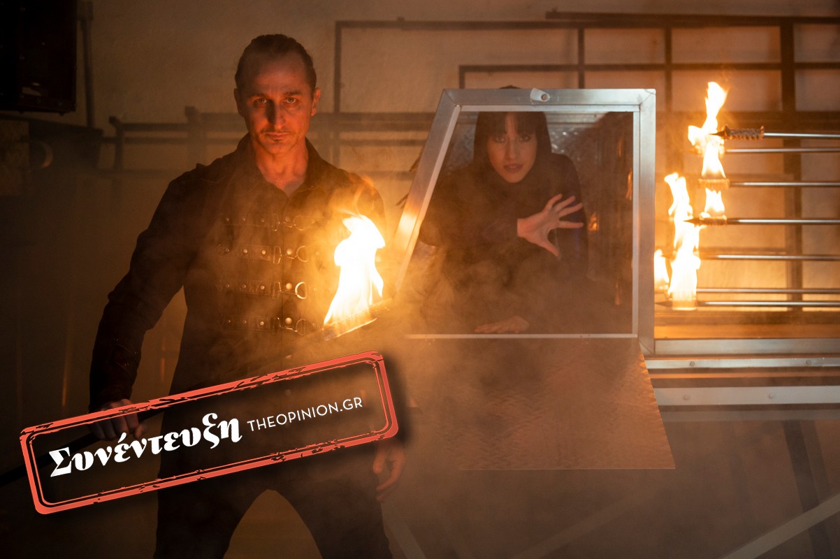 Sankara στο ΤheOpinion: «Ταιριάζει η «μαγεία» με τα Χριστούγεννα – Ο μάγος είναι ο ηθοποιός που παίζει τον ρόλο του»