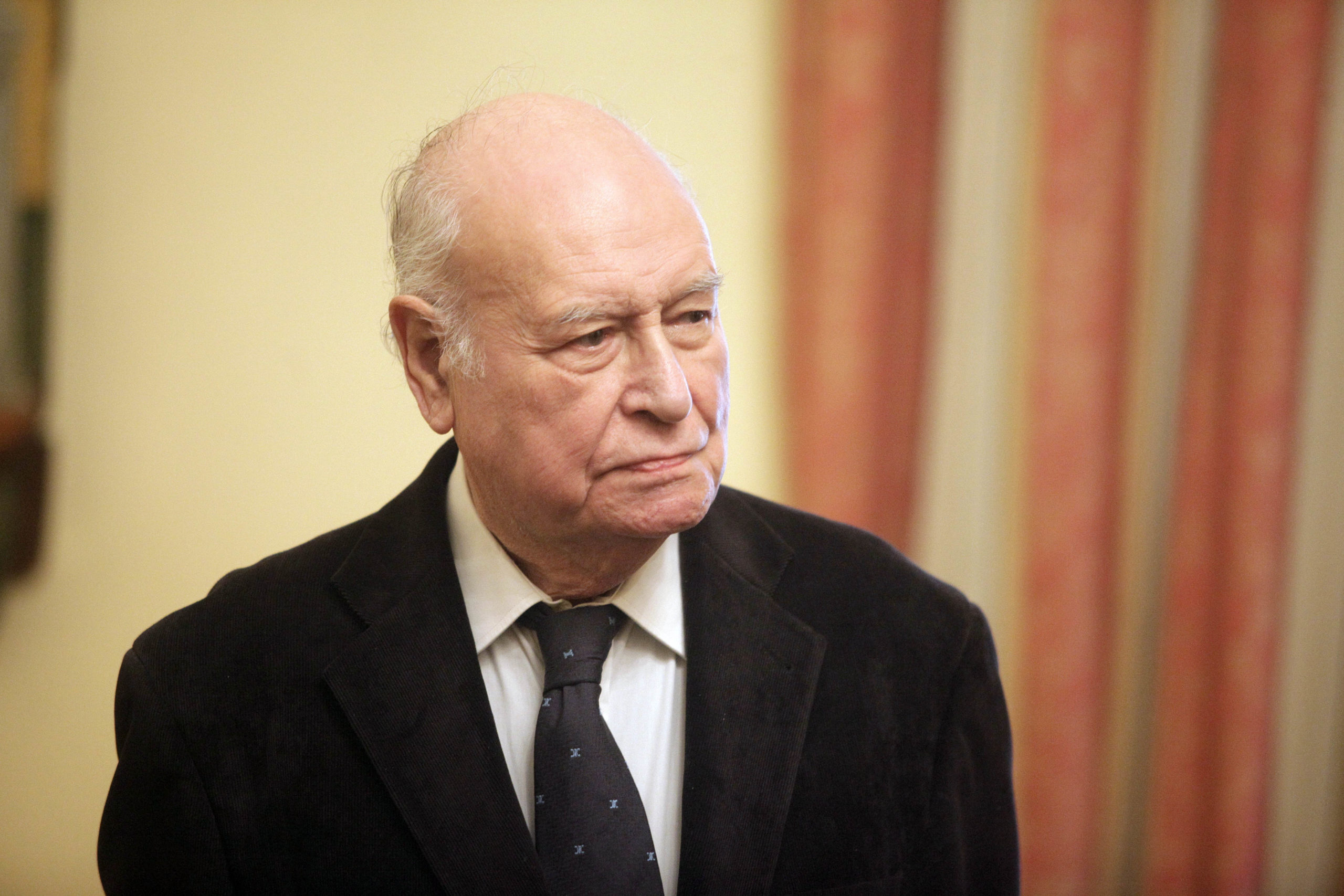 Πέθανε ο Γιάννης Διακογιάννης (video)