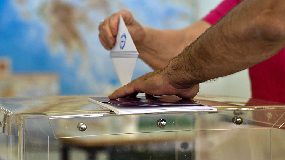 Δημοσκόπηση Alpha: Η διαφορά ΝΔ-ΣΥΡΙΖΑ μετά την εκλογή Κασσελάκη