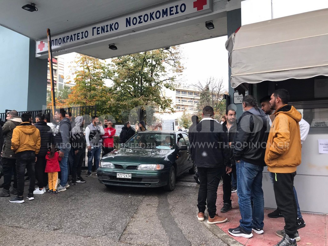 Ιπποκράτειο: Εξαγριωμένοι Ρομά εναντίον των ΜΑΤ για τον πυροβολισμό 16χρονου στο κεφάλι (video)