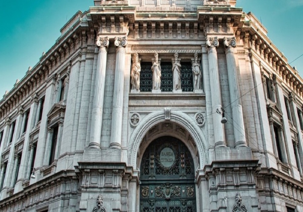 «Qatar Gate»: H Εισαγγελία του Μιλάνου ελέγχει επτά τραπεζικούς λογαριασμούς