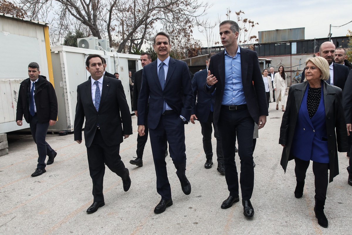 Μητσοτάκης για Ελαιώνα: Η χώρα απαλλάσσεται από τις μεταναστευτικές δομές του παρελθόντος