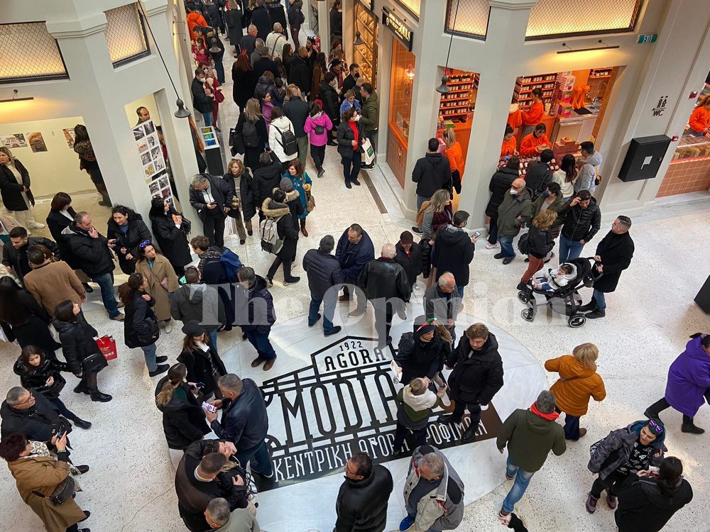 Πόλος έλξης η ανανεωμένη και εορταστική αγορά Μοδιάνο (ΦΩΤΟ -VIDEO)
