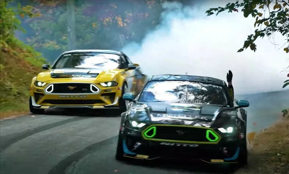 Ασύλληπτη δράση – Δύο Mustang «κάπνισαν» το βουνό (Video)