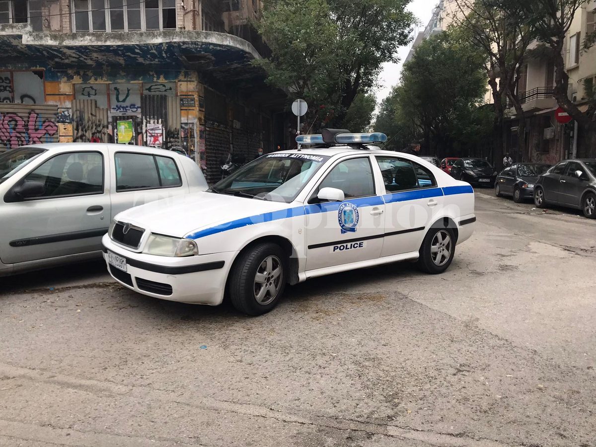 Θεσσαλονίκη: Ληστεία μέρα μεσημέρι στο κέντρο-Στο νοσοκομείο ηλικιωμένη (ΦΩΤΟ)