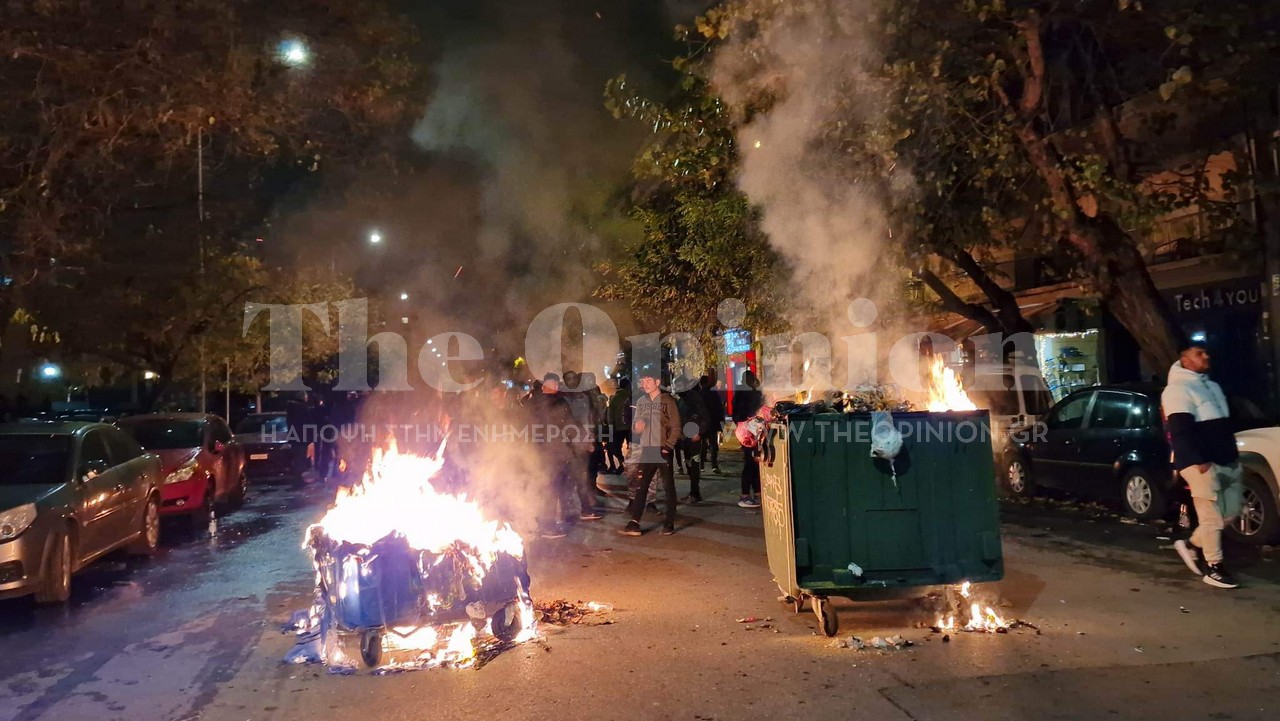 Οδοφράγματα και φωτιές έξω από το Ιπποκράτειο (ΦΩΤΟ+VIDEO)