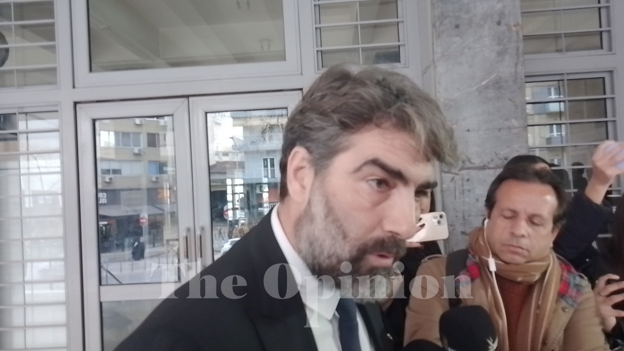 Αλεξόπουλος,