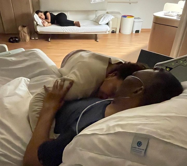 Η κόρη του Πελέ ξαγρυπνά καθημερινά στο πλευρό του (ΦΩΤΟ)