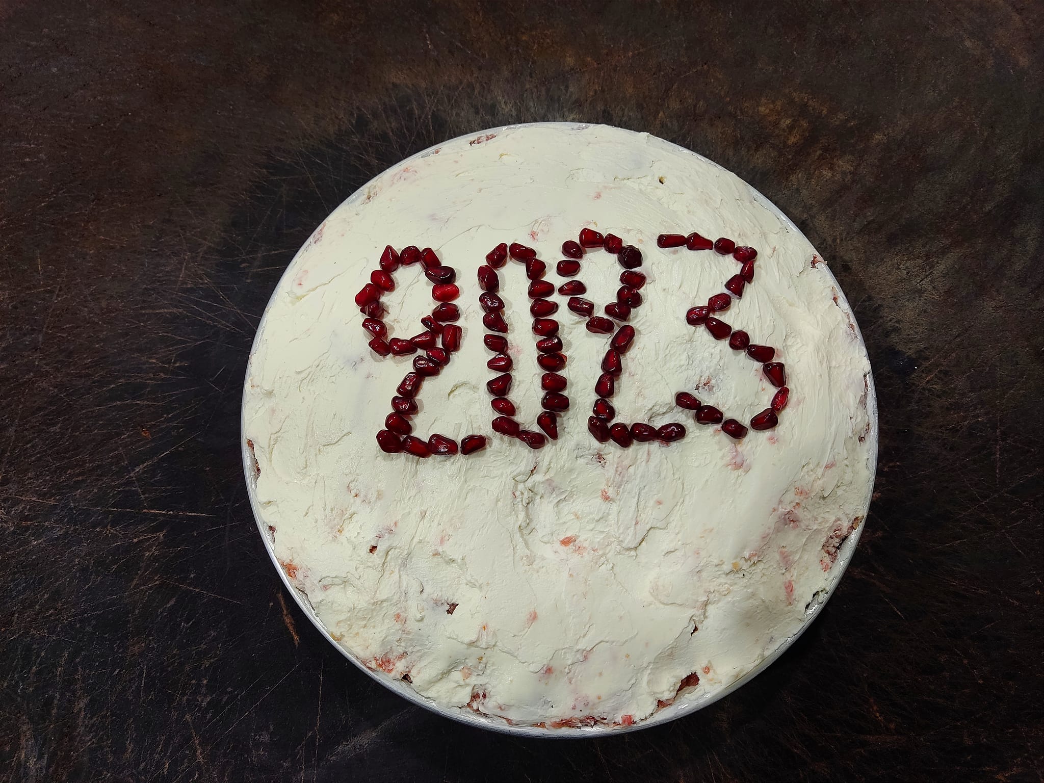 Βασιλόπιτα από τη Θεσσαλονίκη με κιμά, κεφαλοτύρι, μπέικον και Philadelphia (ΦΩΤΟ)