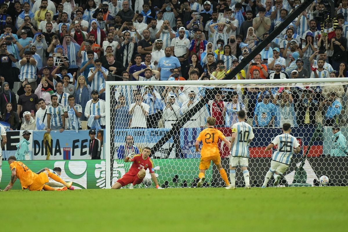 Ολλανδία – Αργεντινή: ΔΕΝ ΞΑΝΑΓΙΝΕ! Μυθική κομπίνα και ισοφάριση των Ολλανδών στο 90+11′ (VIDEO)