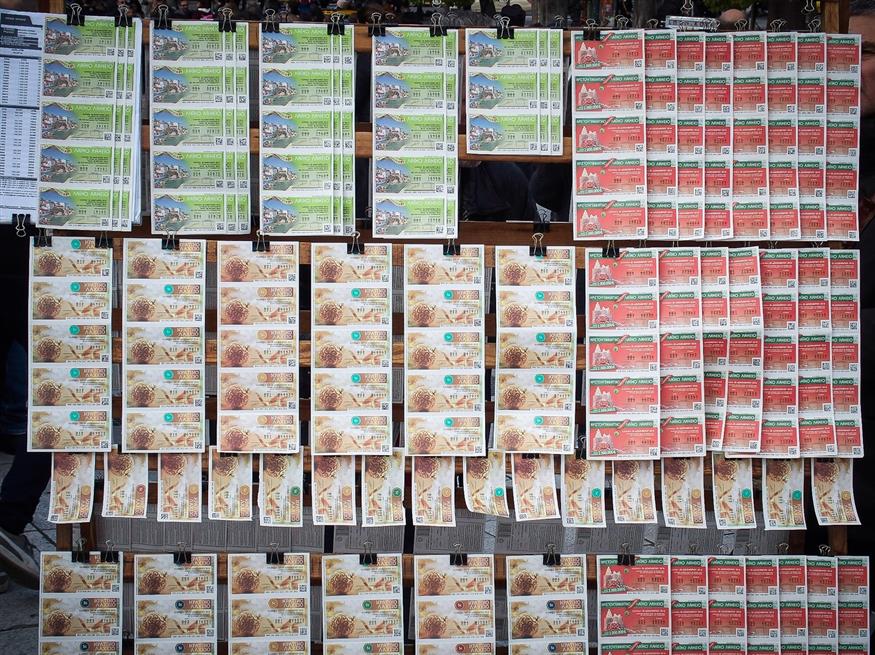 Χριστουγεννιάτικο λαχείο 2022: Πότε είναι η κλήρωση – Το ποσό που μοιράζει