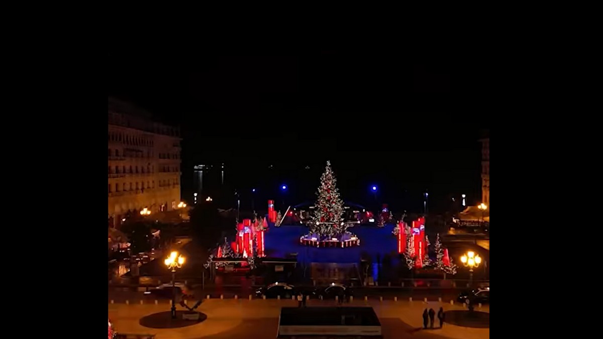 Chillout Christmas: Η χριστουγεννιάτικη καμπάνια για το Δήμο Θεσσαλονίκης ταξίδεψε στον κόσμο (Video)