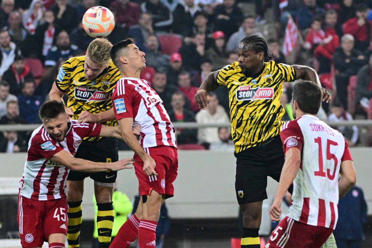 Άρχισε νωρίς το ΑΕΚ – Ολυμπιακός: «Στο πρώτο αντικείμενο, φεύγουμε»