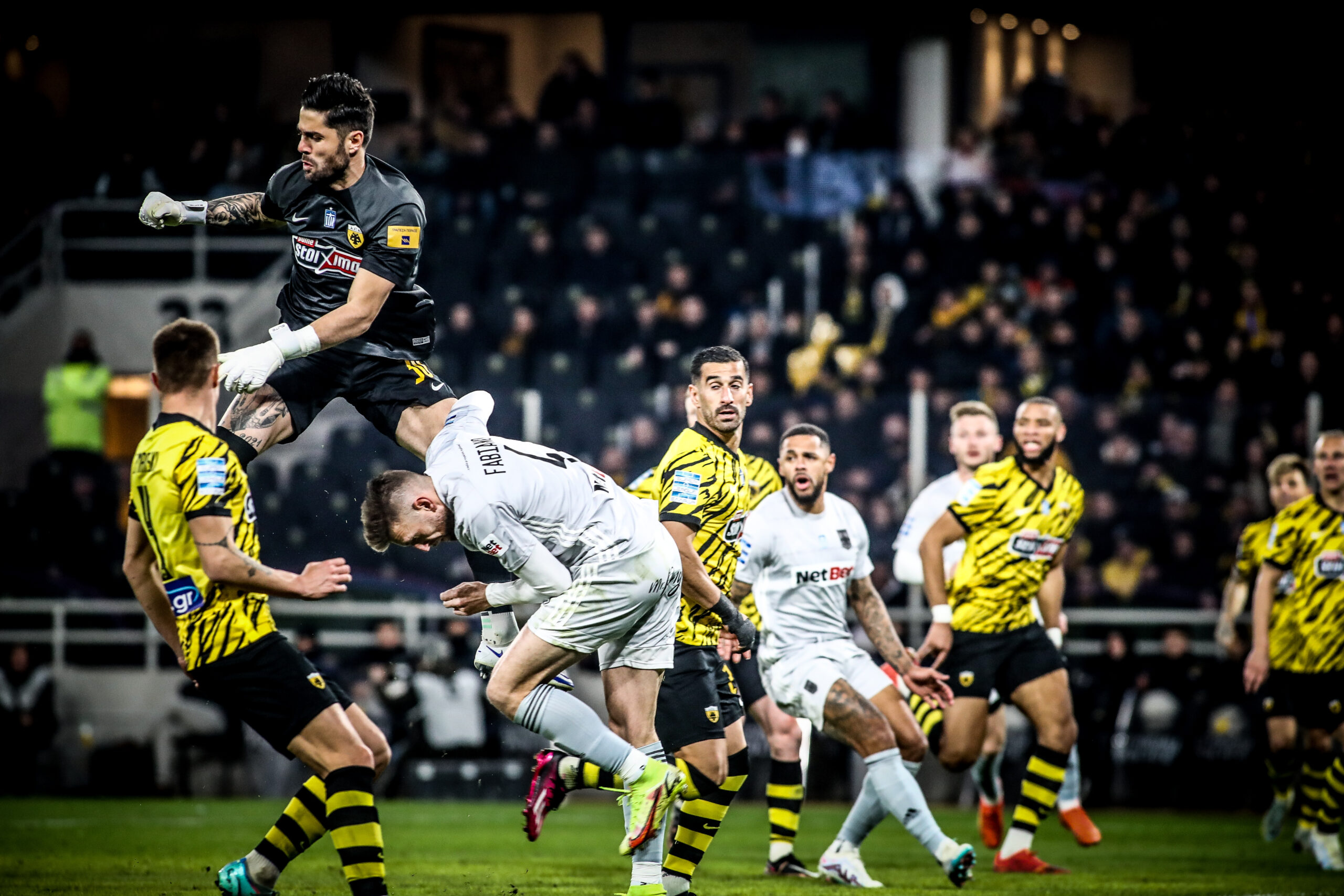 Μπαλτάκος: «Γι’ αυτό δεν υπάρχει πέναλτι υπέρ του Άρη» (ΒΙΝΤΕΟ)