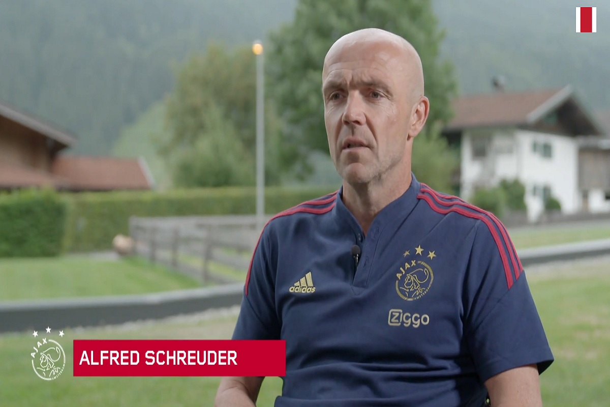 Παρελθόν από τον Άγιαξ ο Άλφρεντ Σχρέντερ