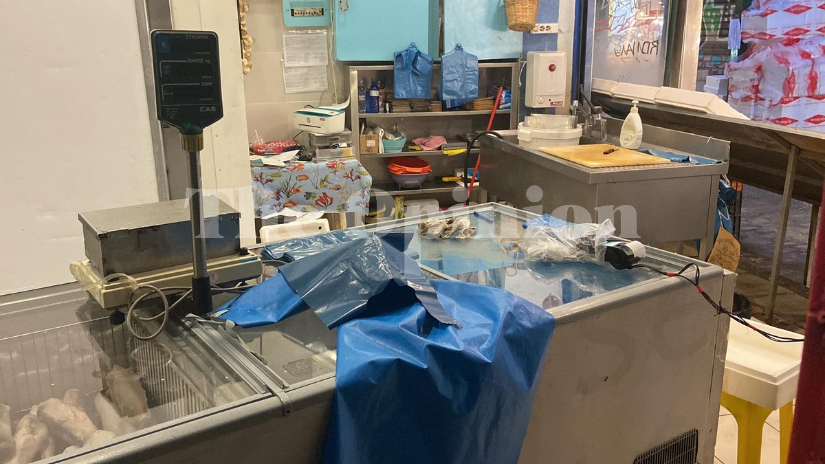 Μεροκάματο του φόβου στο Καπάνι- «Δεν τολμάω να έλθω βράδυ στο ίδιο μου το μαγαζί» (ΦΩΤΟ-VIDEO)