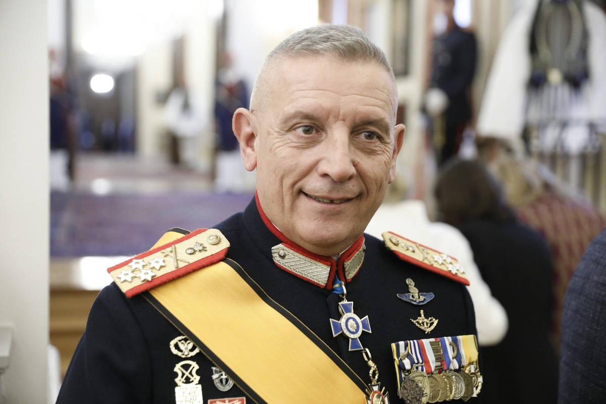 ΚΥΣΕΑ: Παρατείνεται η θητεία Φλώρου – Νέοι αρχηγοί ΓΕΣ και ΓΕΝ