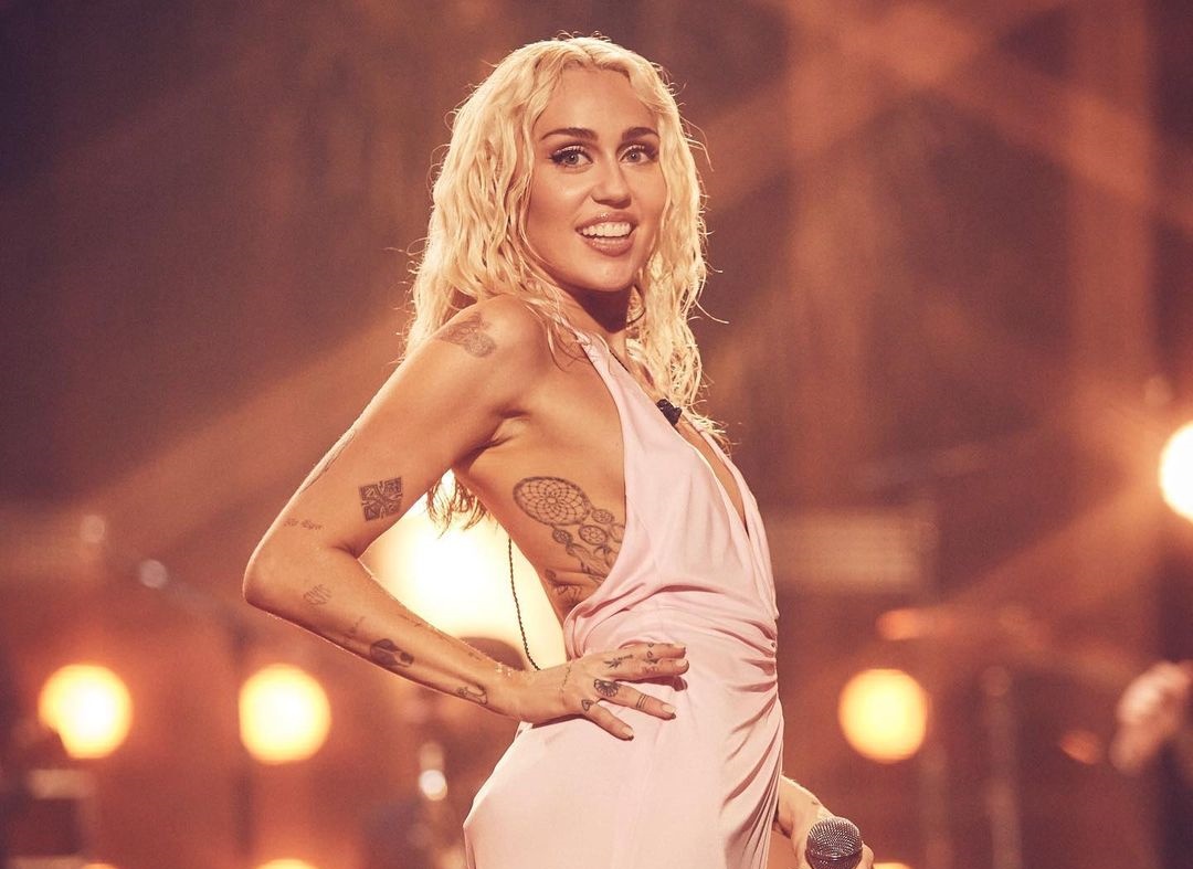 Μάιλι Σάιρους,