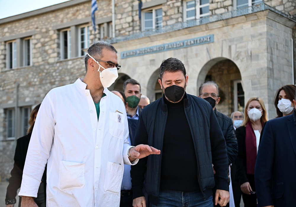 Ανδρουλάκης: «Η κυβέρνηση να προχωρήσει άμεσα σε έλεγχο των εξαγωγών φαρμάκων» (VIDEO)