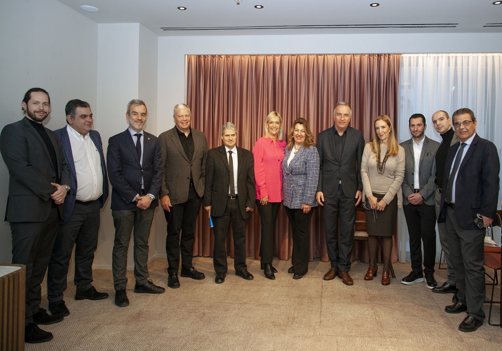 Έκοψε την πρωτοχρονιάτικη πίτα η Ένωση Ξενοδόχων Θεσσαλονίκης