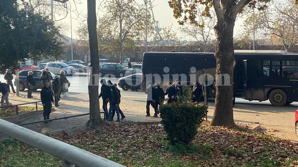 Θεσσαλονίκη: Στον εισαγγελέα οι 29 συλληφθέντες μετά την επανακατάληψη της Terra Incognita (ΦΩΤΟ-VIDEO)