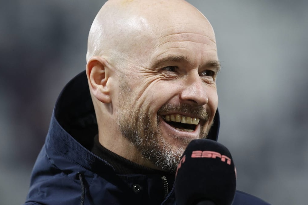 Επικός Τεν Χαγκ για απόκτηση Μπαπέ και Μπέλιγχαμ: «Μήπως έχεις κανένα ψιλό;» (ΒΙΝΤΕΟ)