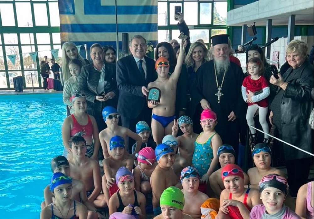 Δήμος Πυλαίας-Χορτιάτη: Θεοφάνεια… με 2 Σταυρούς στο Κολυμβητήριο Πανοράματος!