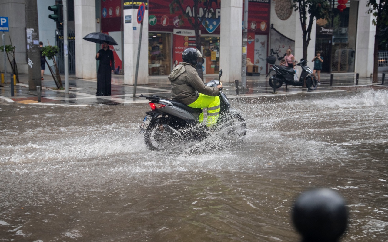 κακοκαιρία,