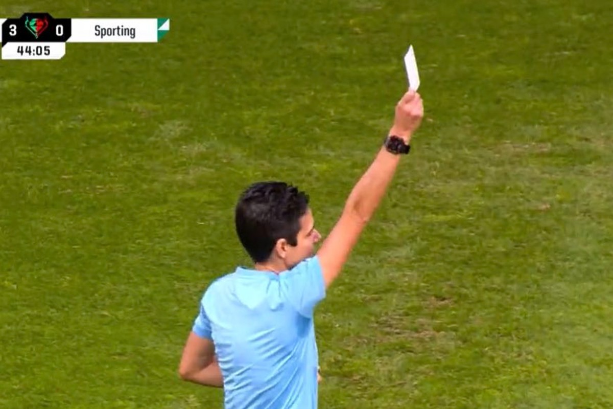 Διαιτητής στην Πορτογαλία έδειξε την πρώτη λευκή κάρτα (ΒΙΝΤΕΟ)