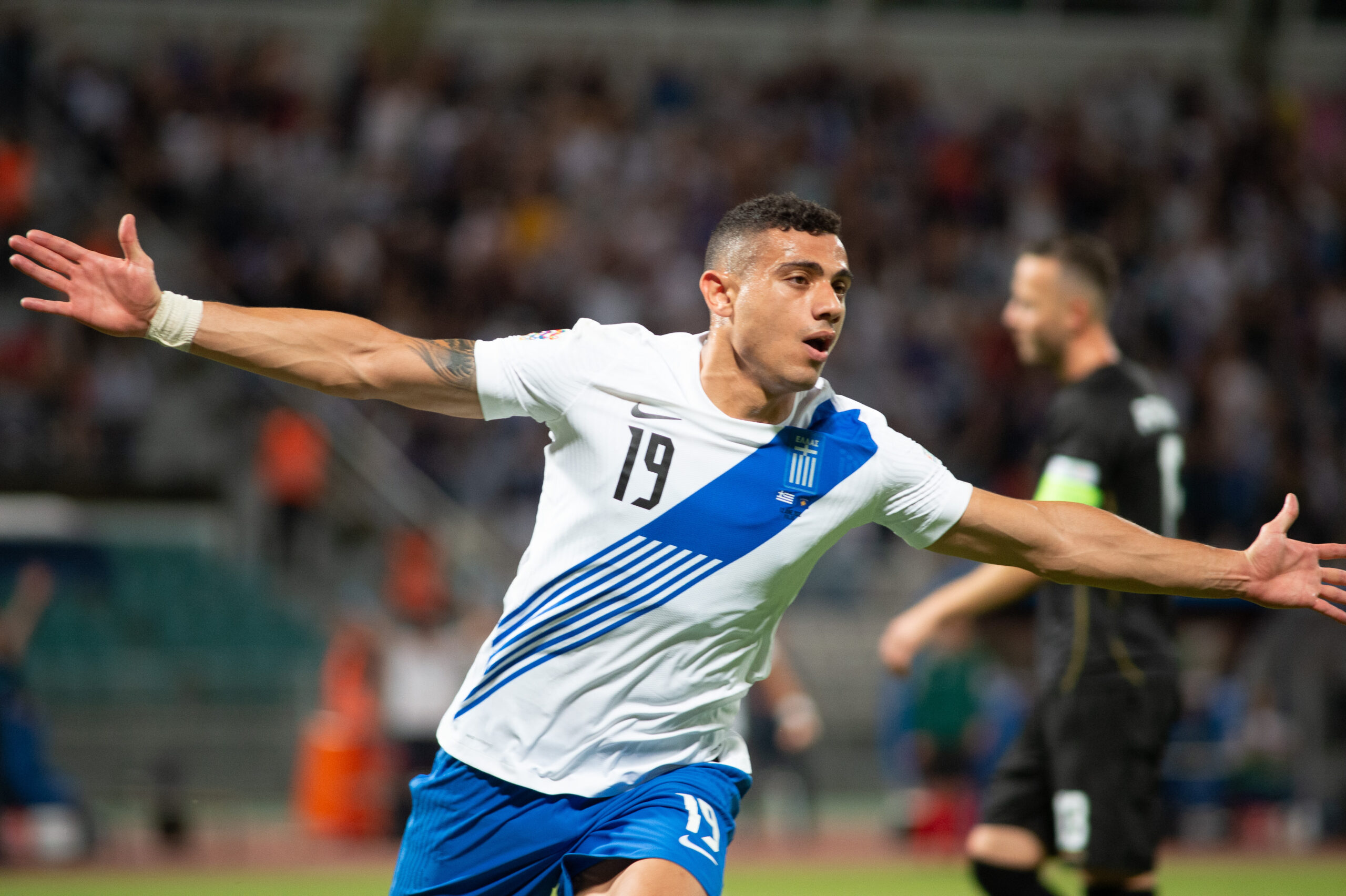 Πληθαίνουν οι μνηστήρες για την απόκτηση του Γιακουμάκη