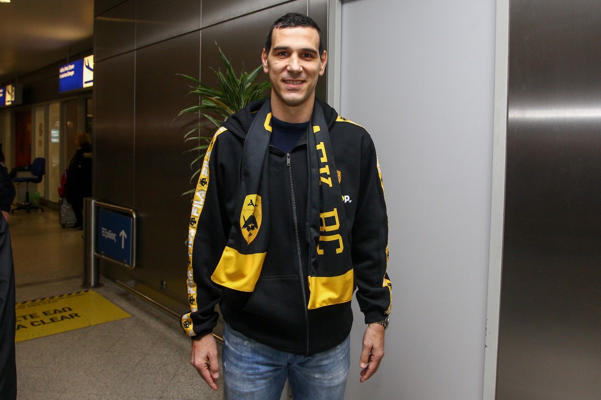 Νίκος Ζήσης: « Η καριέρα μου στην ΑΕΚ» (ΒΙΝΤΕΟ)