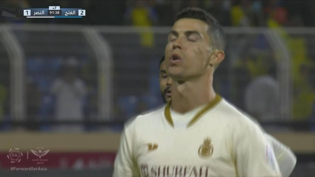 Ο Ρονάλντο τα έκανε… όλα απέναντι στον Δώνη: Ακυρωθέν γκολ, δοκάρι αλλά και εύστοχο πέναλτι στο φινάλε (videos)