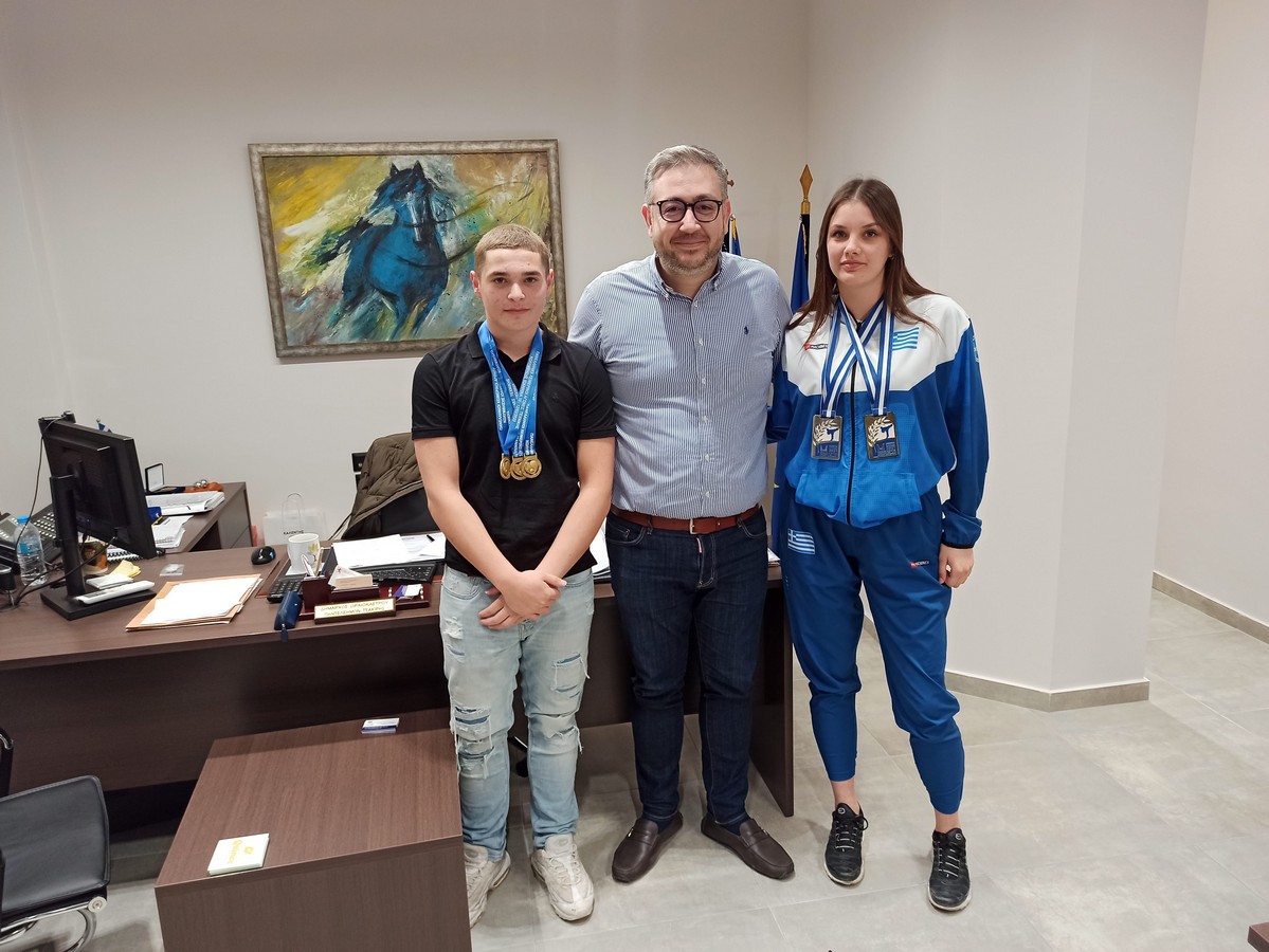 Θεσσαλονίκη: 16χρονοι πρωταθλητές σηκώνουν ψηλά στο βάθρο τον Δήμο Ωραιοκάστρου (ΦΩΤΟ)