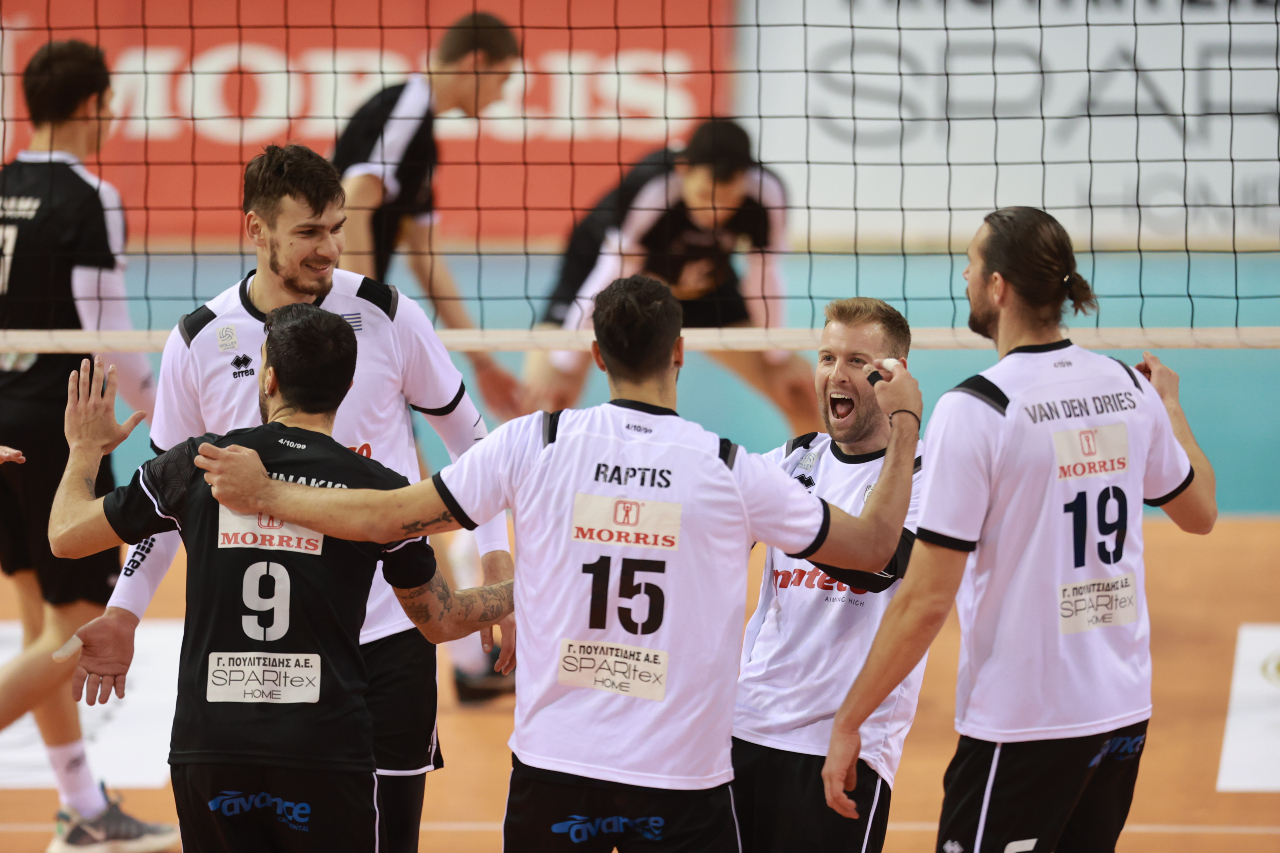 ΑΣ ΠΑΟΚ: Ποδόσφαιρο γυναικών… πέντε αστέρων, «καθάρισε» σε μία ώρα το βόλεϊ ανδρών