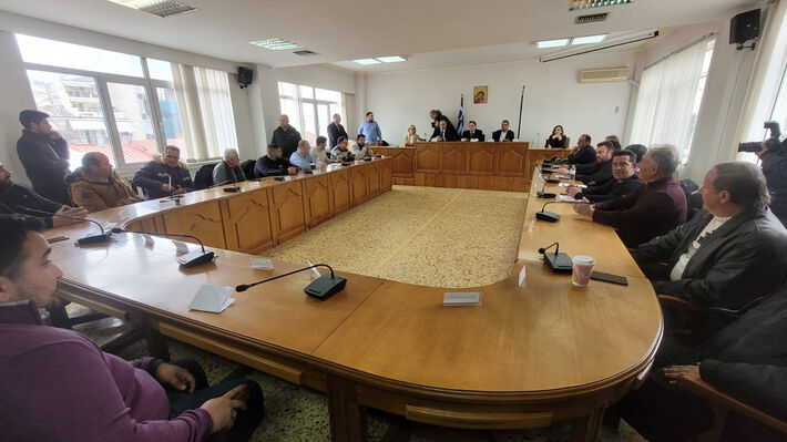 Πανελλαδική Επιτροπή Μπλόκων: «Συγκεκριμένες απαντήσεις σε συγκεκριμένα αιτήματα»