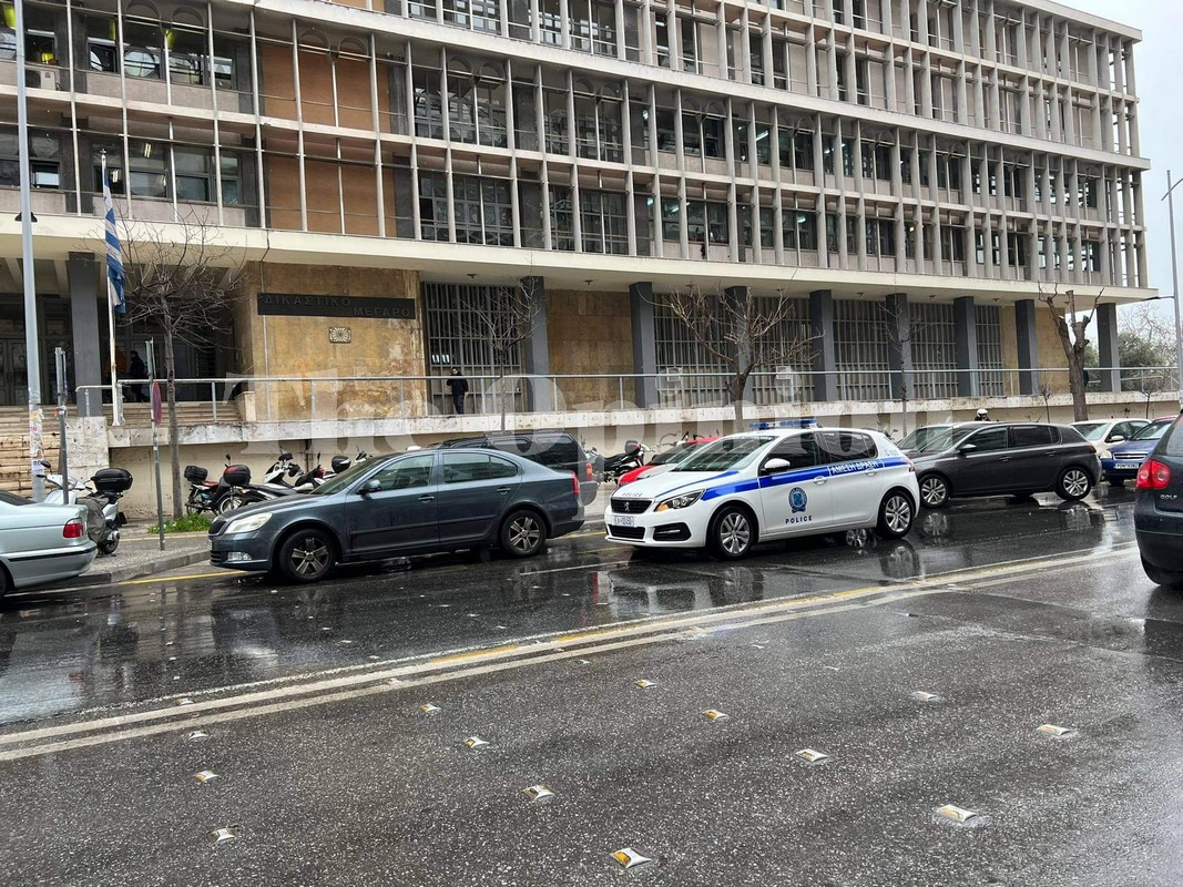 απόδραση,