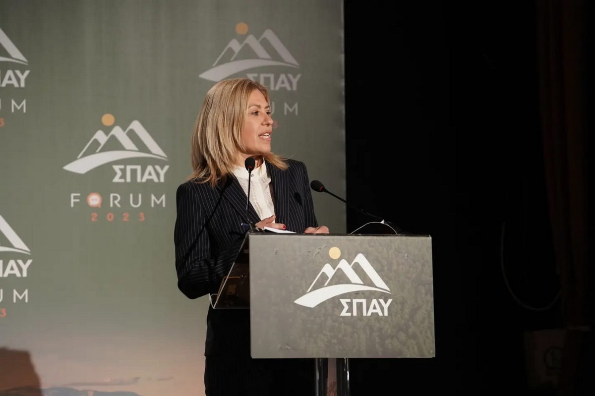 Νέα Σμύρνη: «Θα είσαι το επόμενο θύμα της πλατείας» – Απειλές κατά υποψήφιας δημάρχου