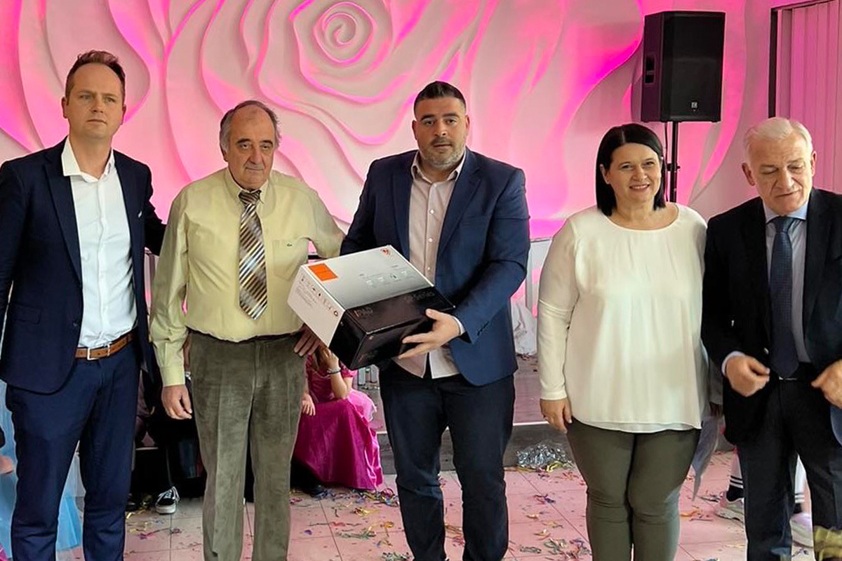 Κουπελόγλου,