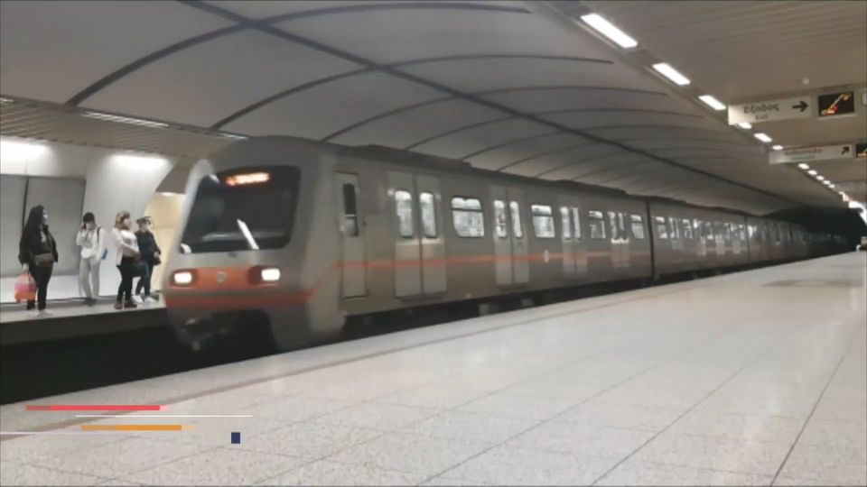 Έστειλαν τρένο του Προαστιακού στη γραμμή του Μετρό! (VIDEO)