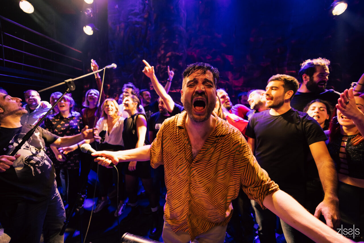 Μπατμανίδης,